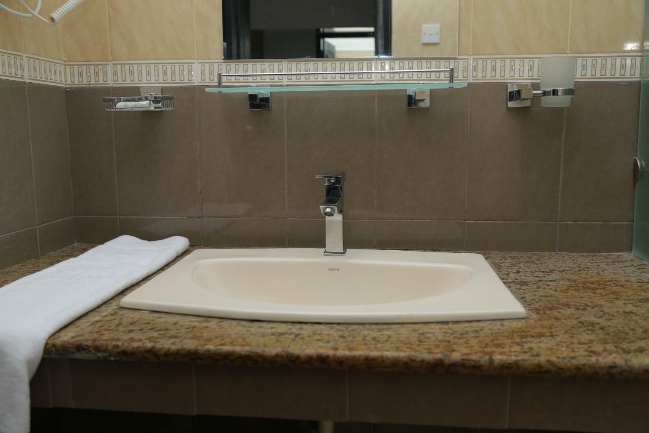 3R Resort Negombo Ngoại thất bức ảnh