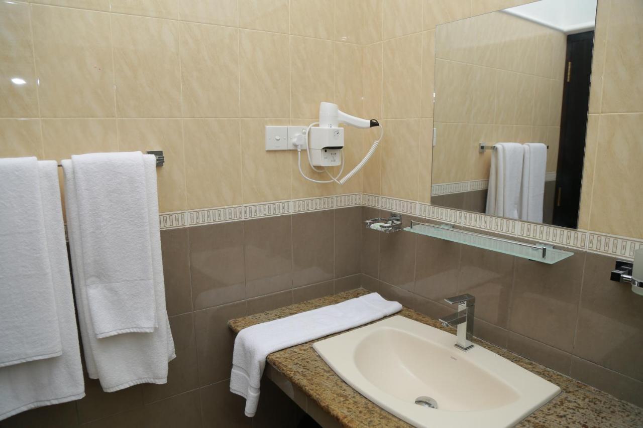 3R Resort Negombo Ngoại thất bức ảnh